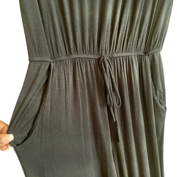 Annabelle Jumpsuit With Pockets - Picture 4 of 10